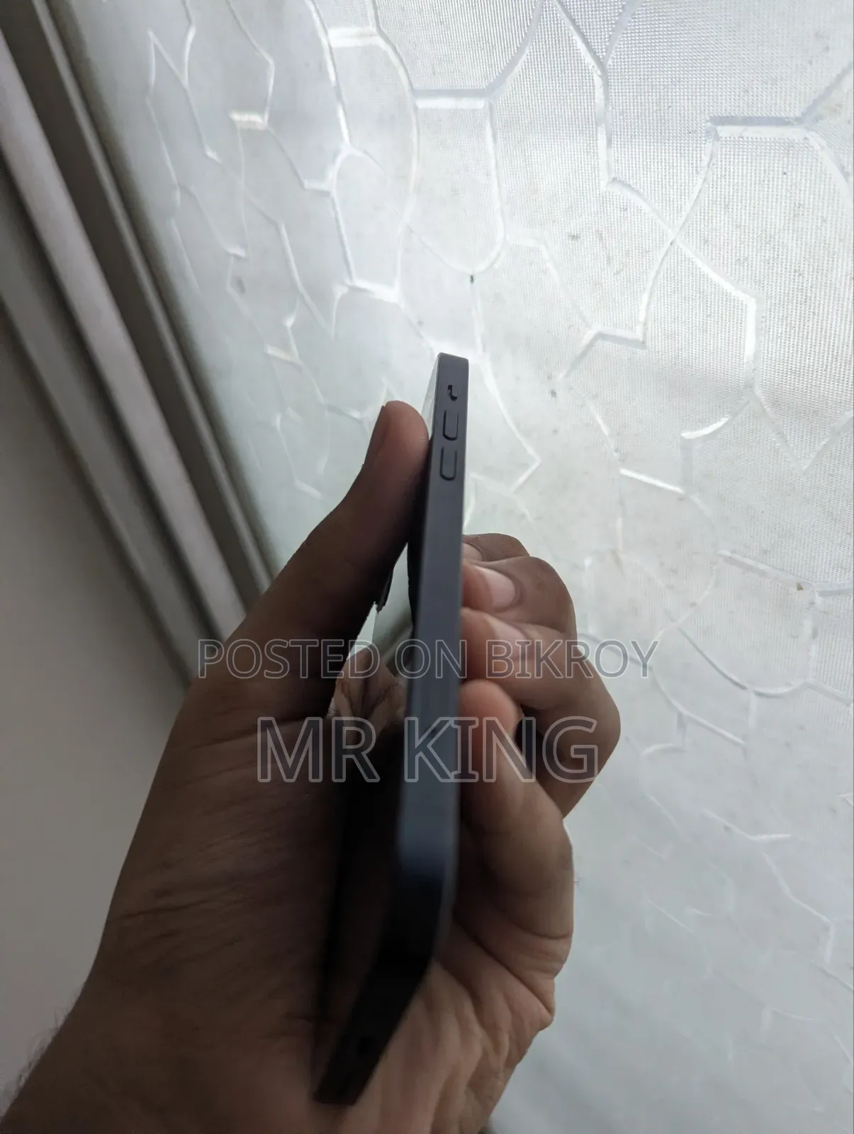Apple iPhone 12 64 GB Black