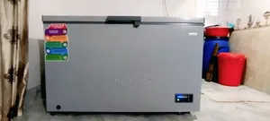 Singer Chest Freezer 380 L