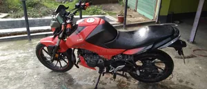 Hero Thriller 160R 2021 Red