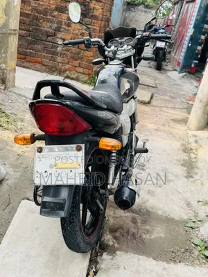 Runner Bullet 100 2020 Black