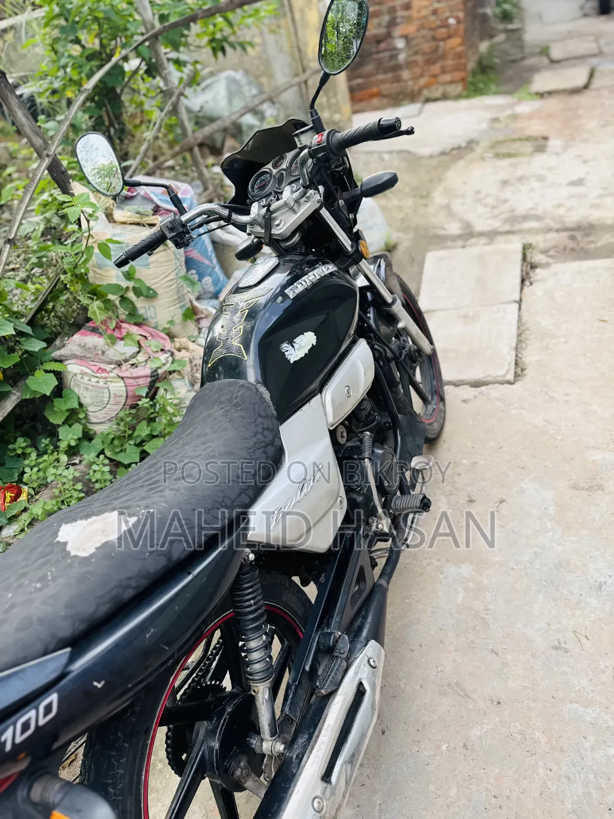 Runner Bullet 100 2020 Black