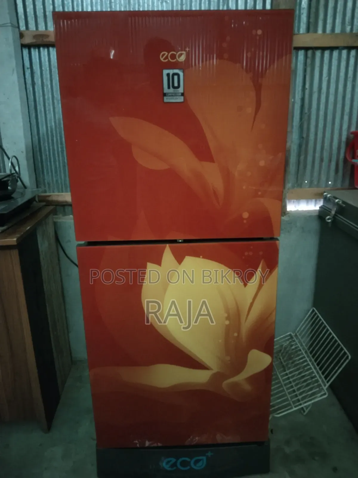 Fridge used for 2+ years, still like new