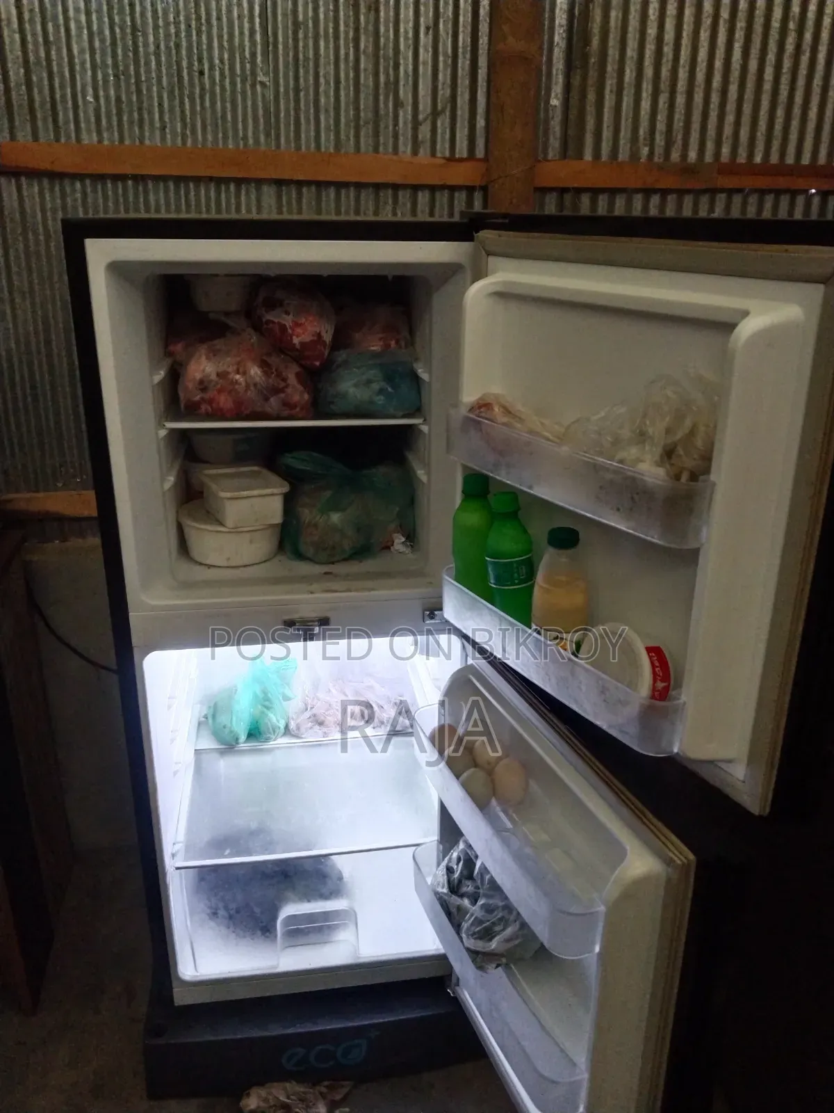 Fridge used for 2+ years, still like new