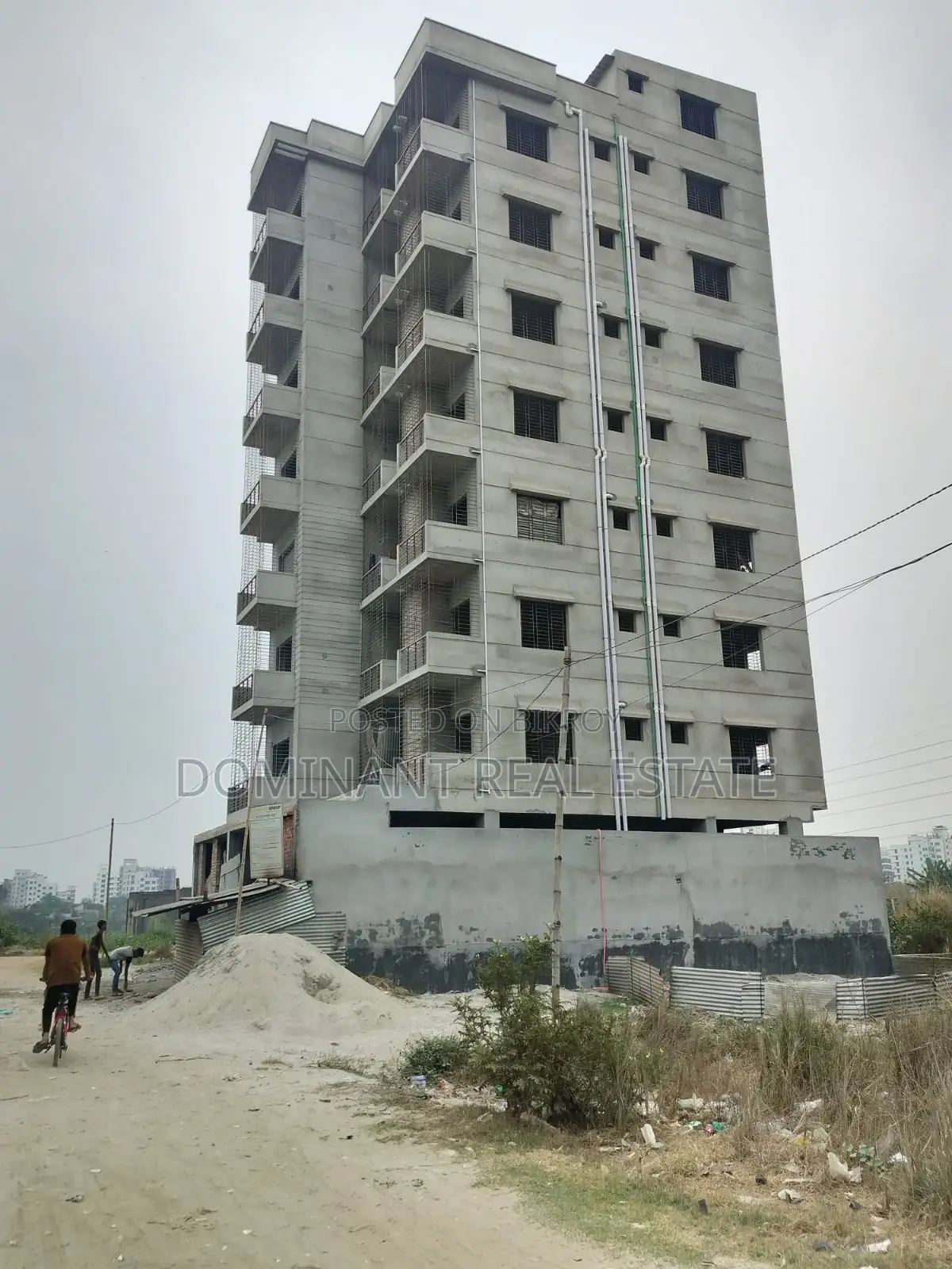 3 Bedroom Apartment in Dominant Real Estate, Aftab Nagar for Sale