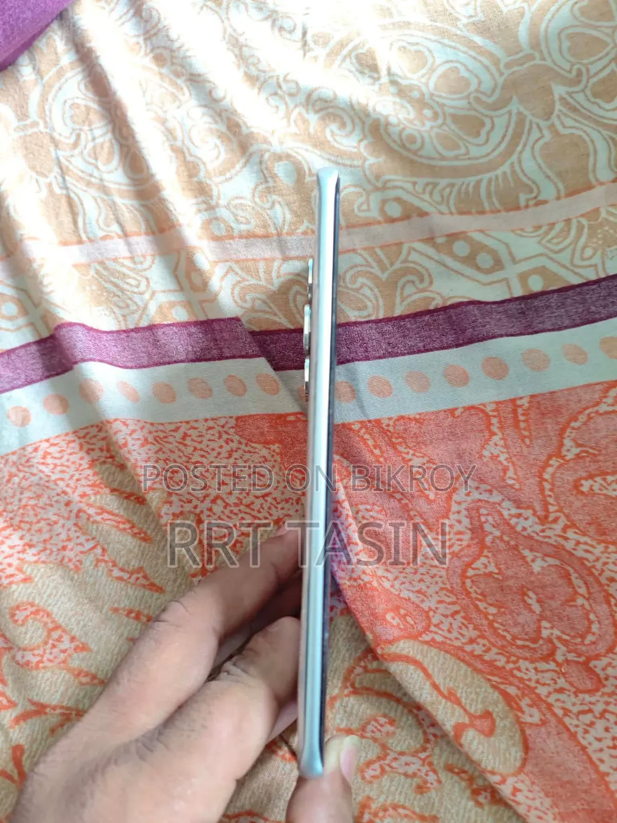 Infinix Hot 60 Pro+ ১২৮ জিবি সাদা