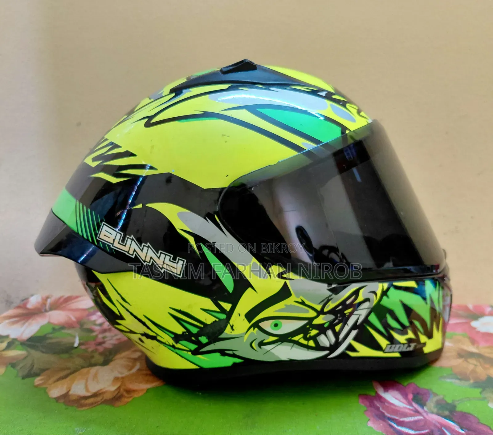 Vega Bolt Bunny Helmet