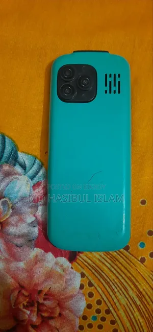 মোবাইল ফোন নীল