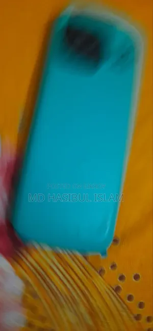 মোবাইল ফোন নীল
