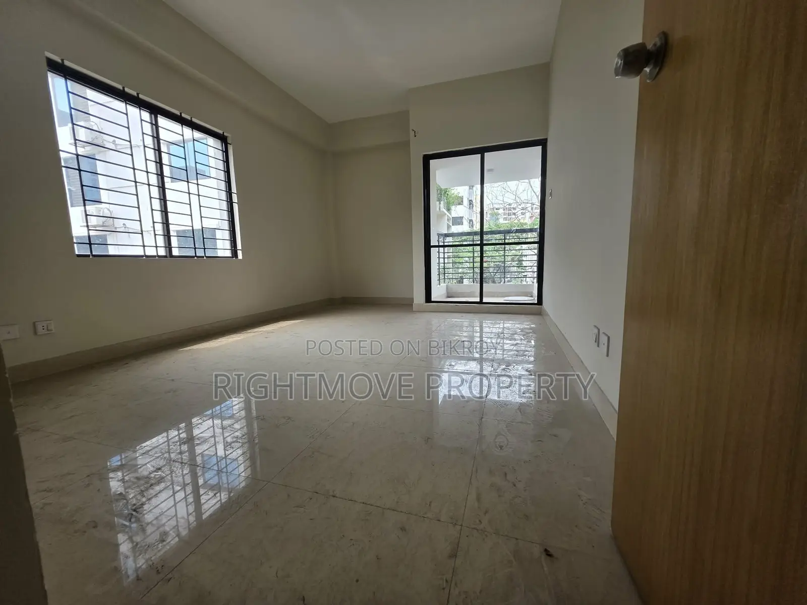 3bdrm Apartment in Dhanmondi for sale