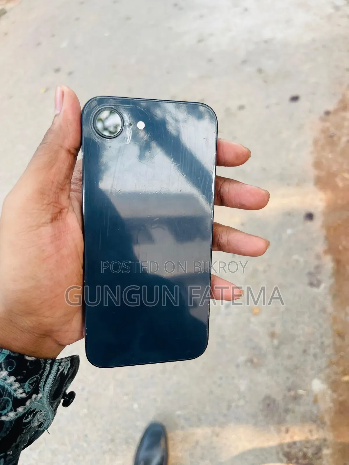 New Apple iPhone 16e 128 GB Black