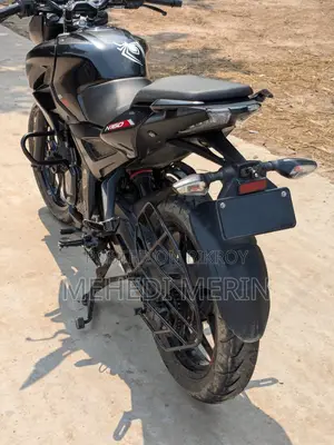 Bajaj Pulsar N160 2025 Black