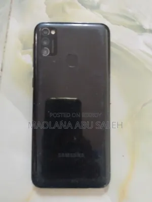 Samsung Galaxy M21 128 GB Black