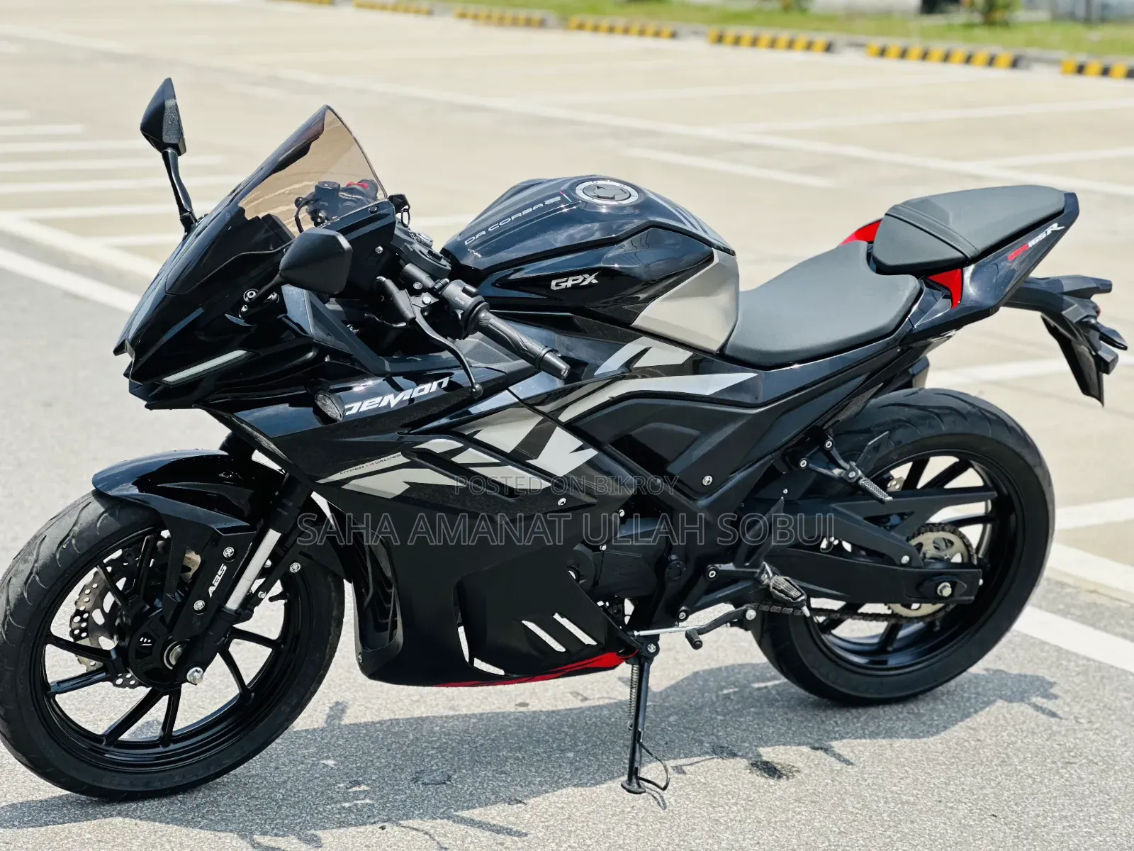 New GPX GR200R Dacorsa2 2026 Black