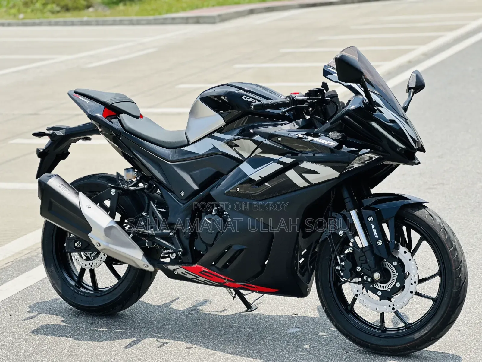 New GPX GR200R Dacorsa2 2026 Black