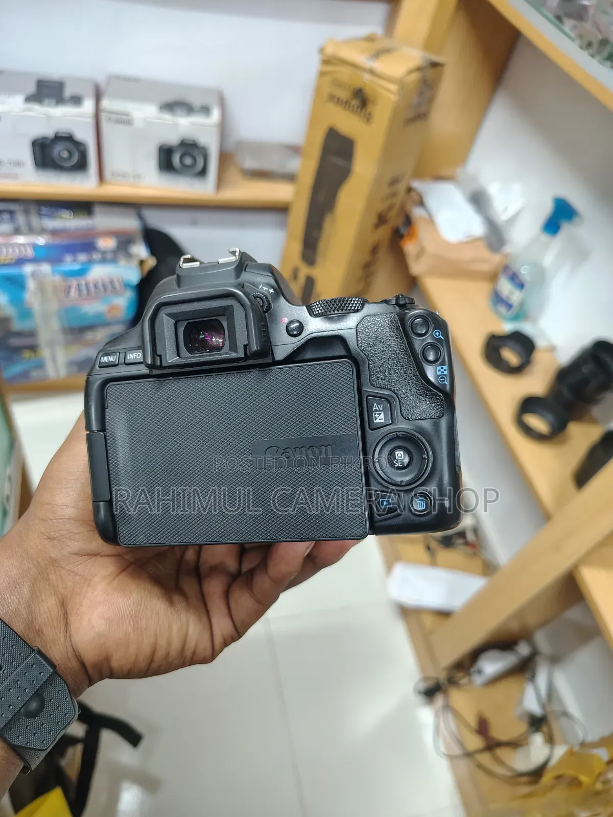 Canon 250D With 50mm STM Prime Lens 1.8 Full Fresh Condition
