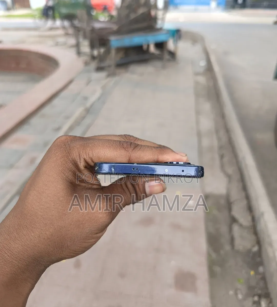 Oppo Reno13 128 GB Blue
