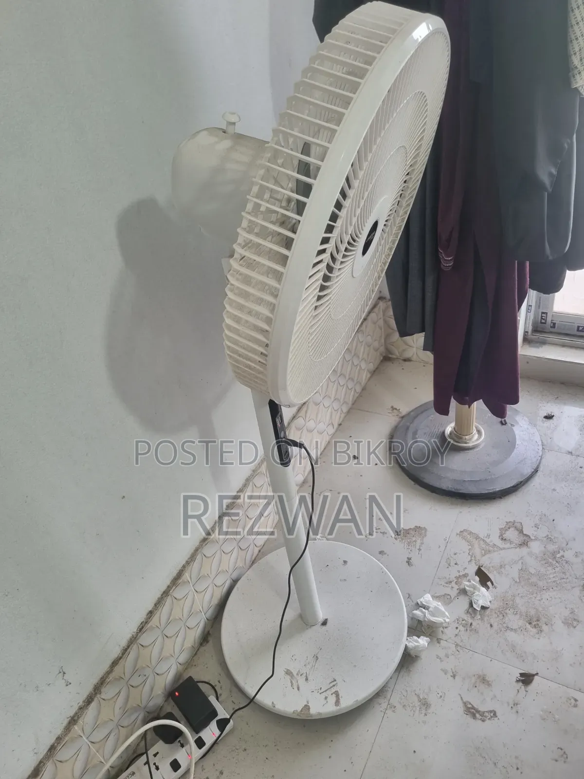 Rechargeable Stand Fan