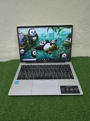 Laptop Acer 3GB Intel SSD 256GB