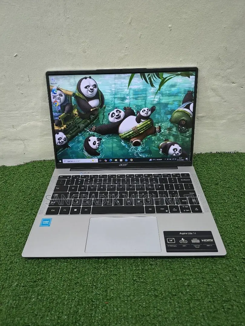 Laptop Acer 3GB Intel SSD 256GB