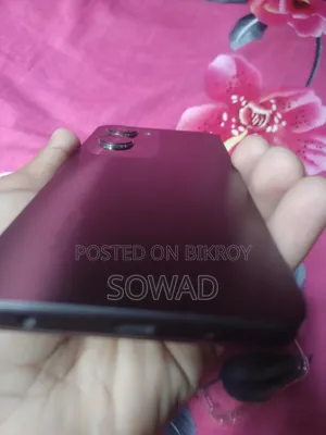 Vivo Y28 8 GB Red