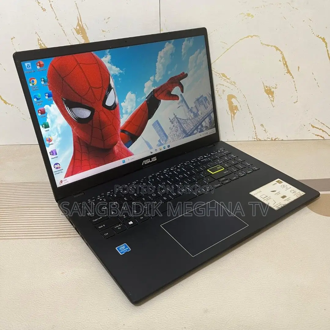 Laptop Asus 4GB Intel SSD 500GB