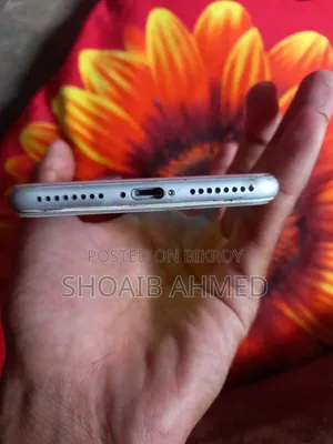 অ্যাপল আইফোন ৮ প্লাস ৬৪ জিবি হোয়াইট