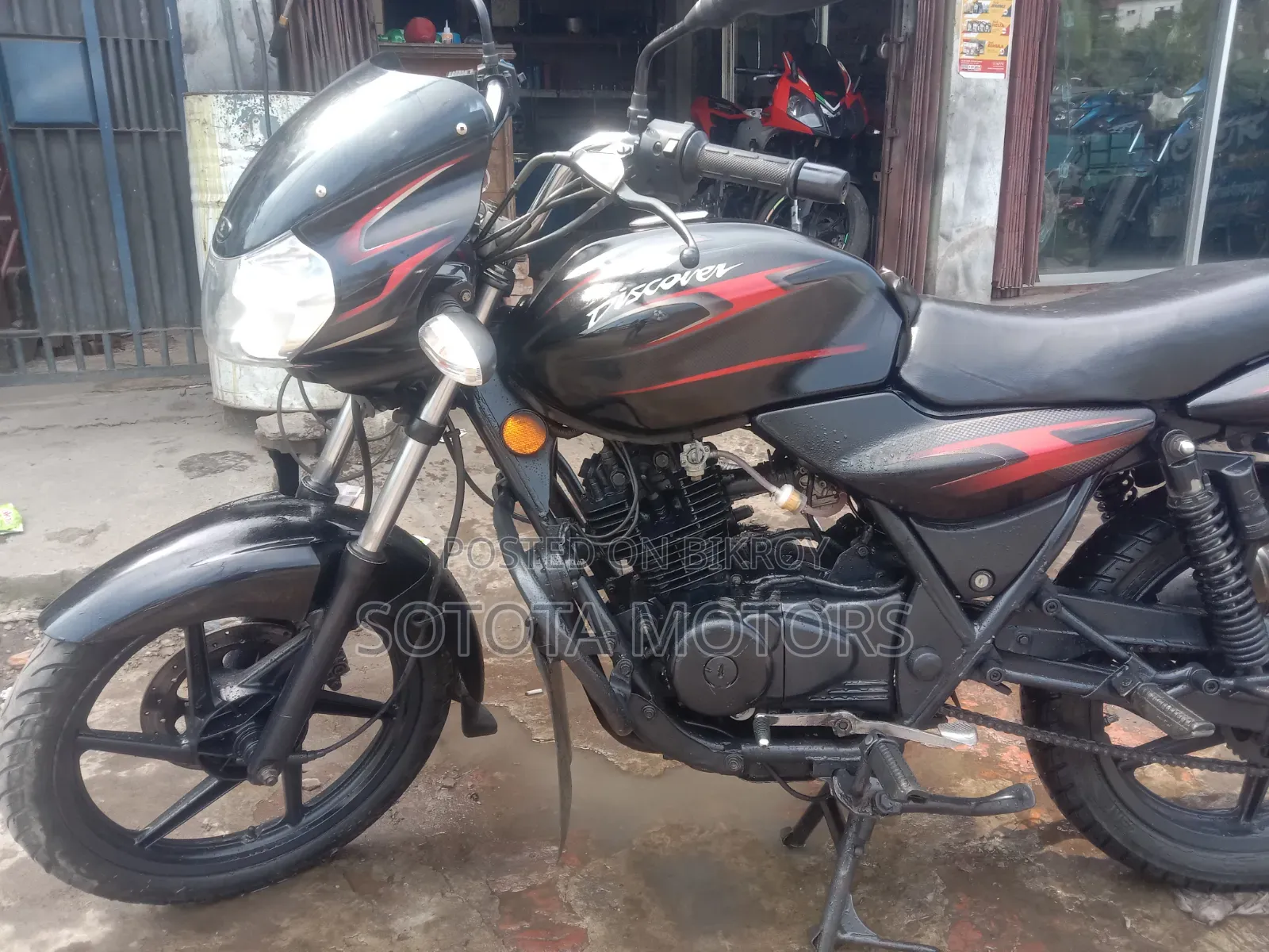 Bajaj Discover 135 2011 Black