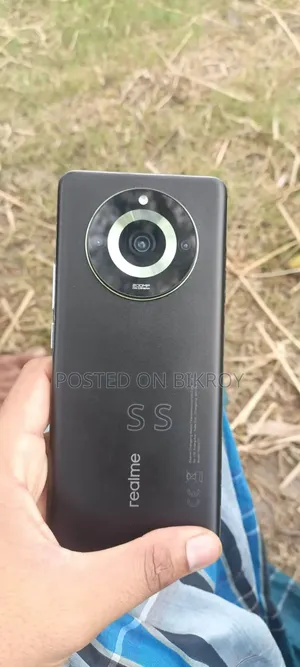 রিয়েলমি ১১ প্রো+ ২৫৬ জিবি কালো