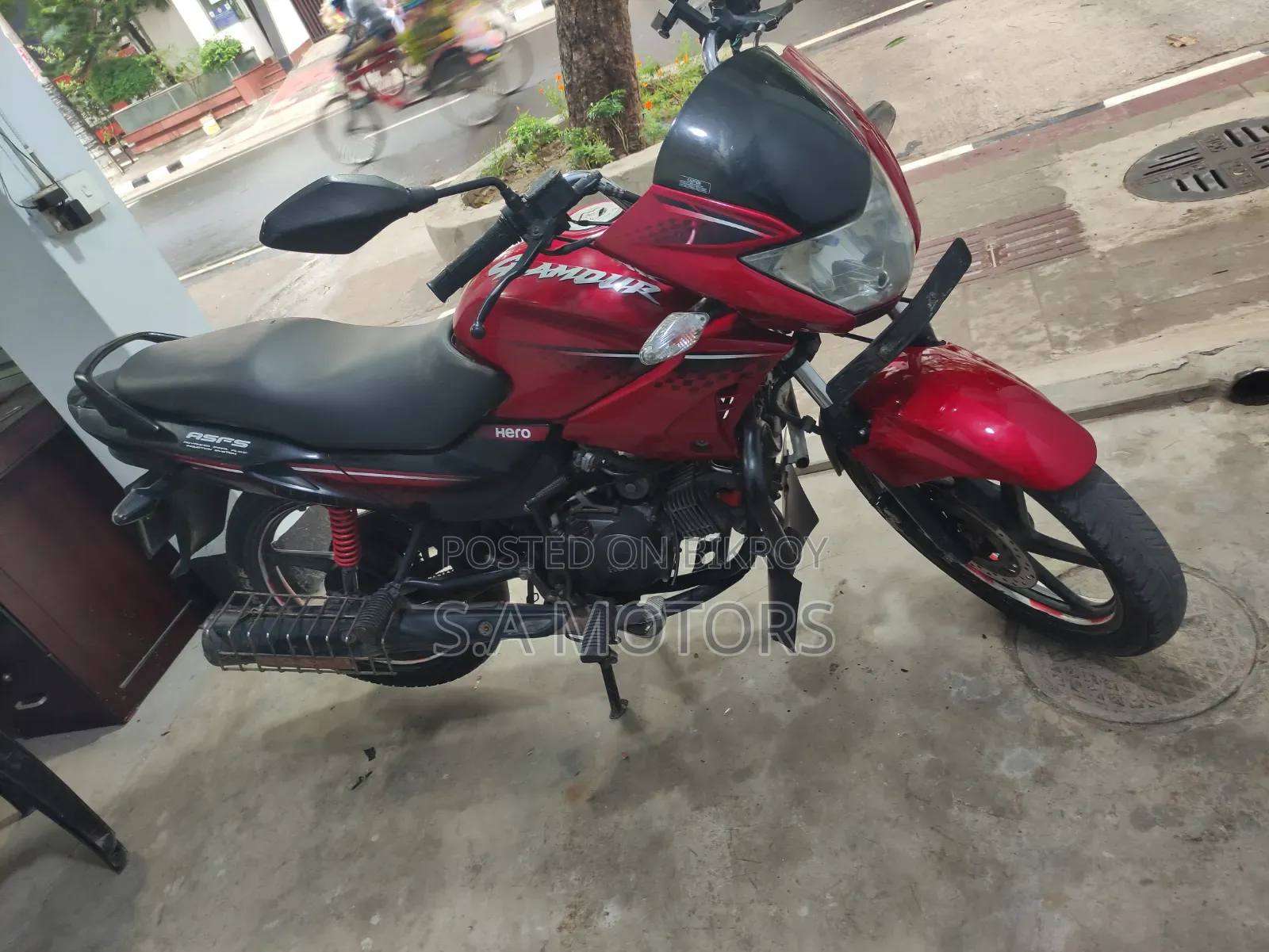 Hero Glamour 2019 Red