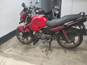 Hero Glamour 2019 Red