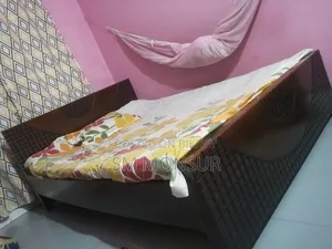 সেমি ডাবল বেড