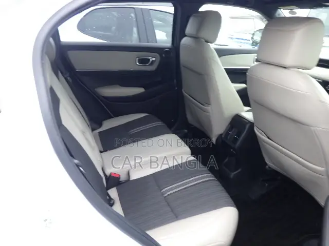 Honda Vezel 2024 Pearl
