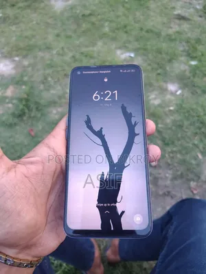 রিয়েলমি ৬৪ জিবি সিলভার