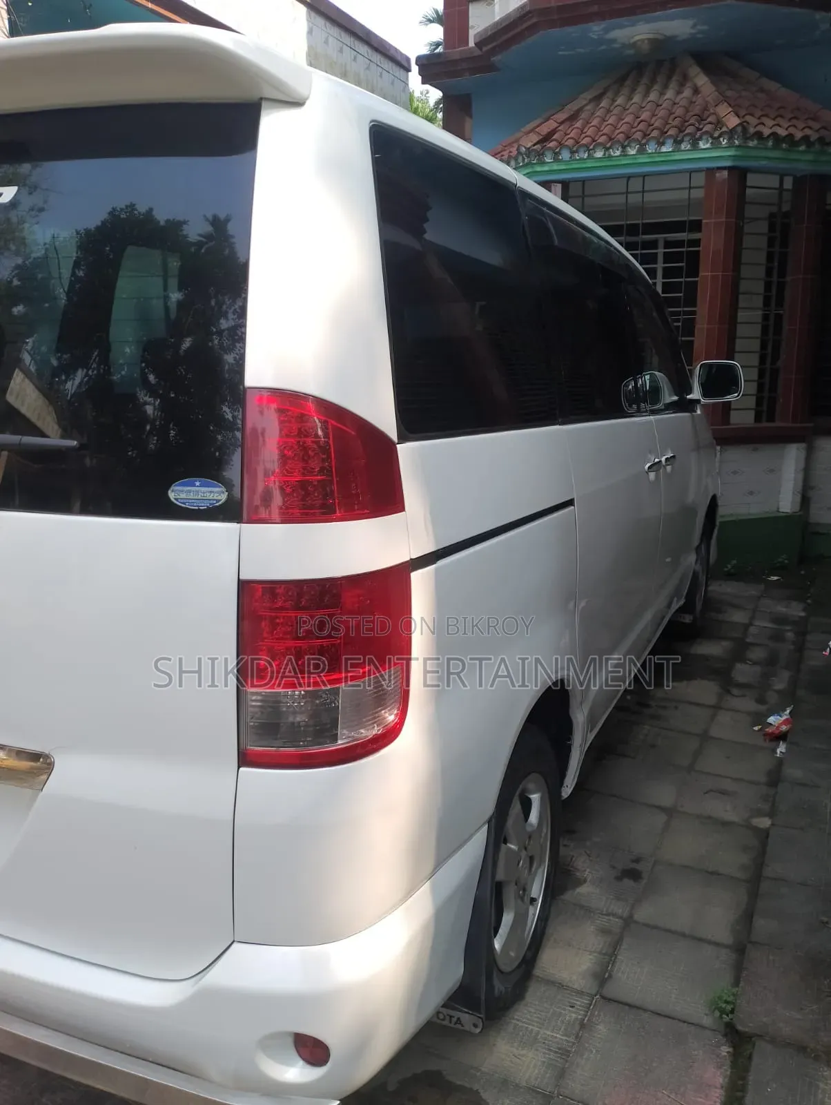 Toyota Noah 2.0 AWD (8 Seater) 2003 White