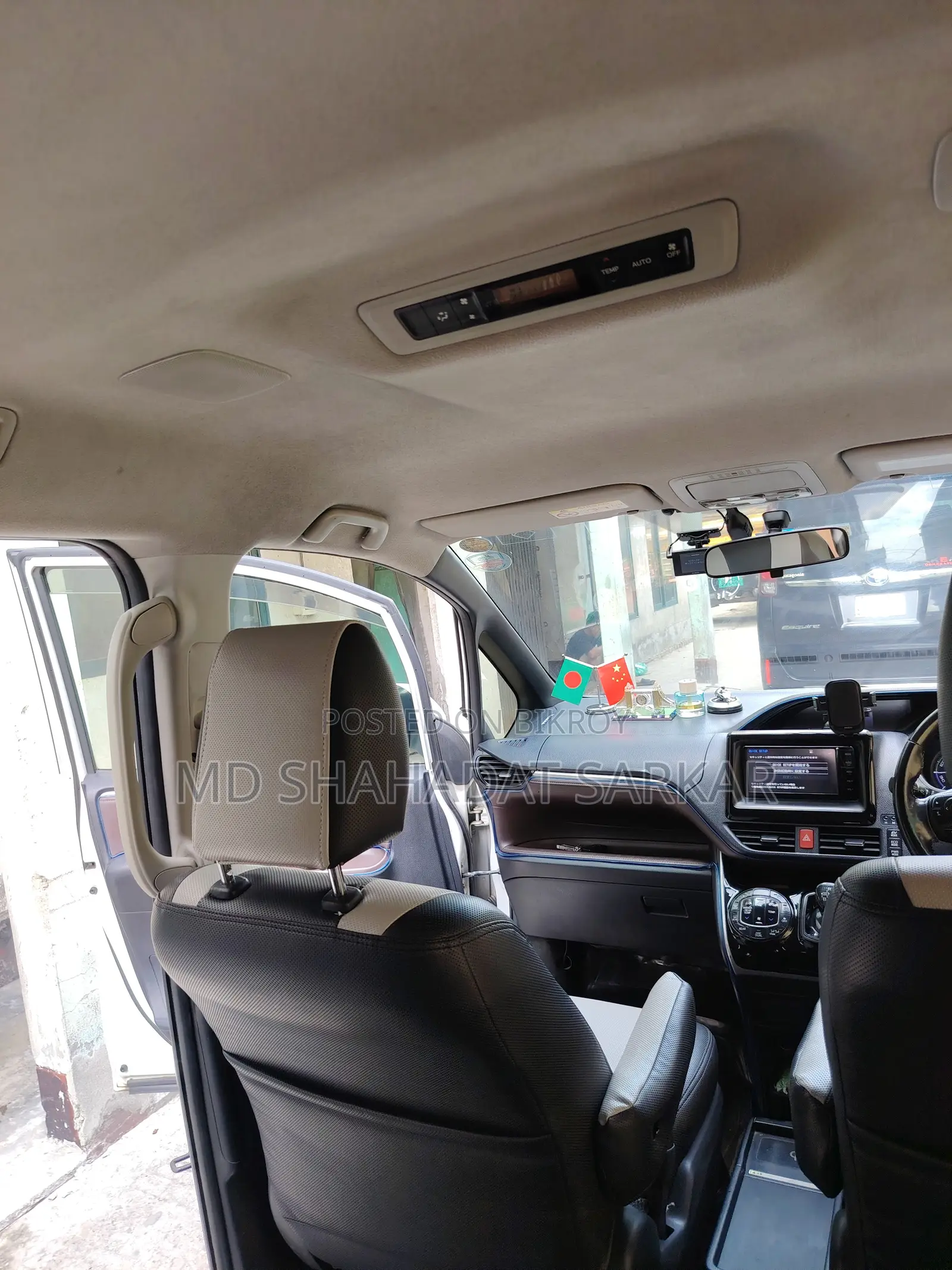Toyota Voxy 2015 White