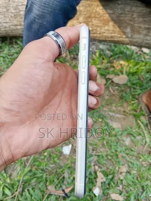 Apple iPhone 11 128 GB White