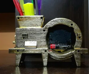 Analog Clock With Pen Holder