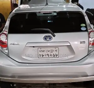Toyota Aqua G 2014 Silver