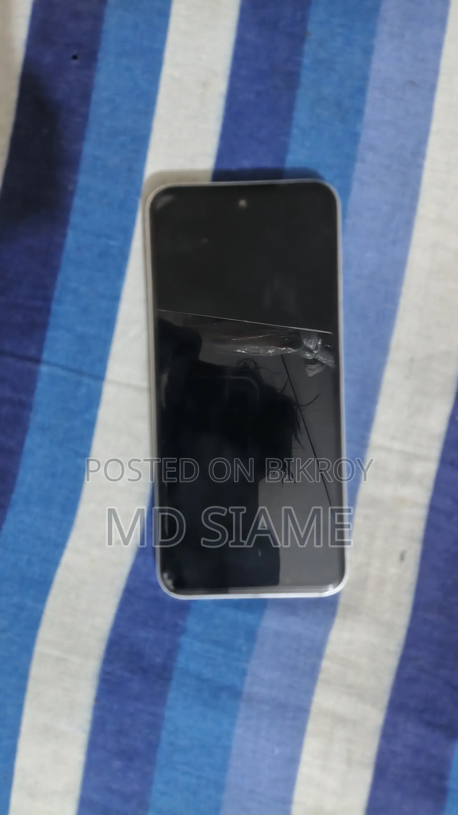 Tecno Spark 30C 128 GB White