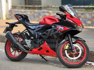 Suzuki GS 2022 Red