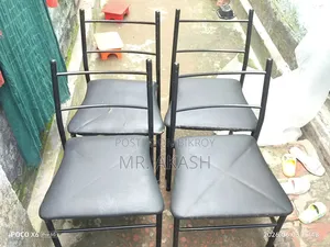 4 Dining Chairs