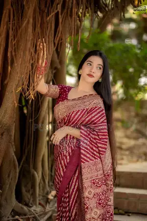 Saree looks beautiful on me