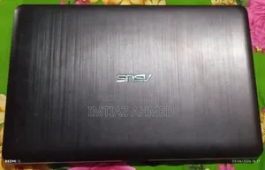Laptop Asus VivoBook X540SA 2GB Intel Core i5 HDD 500GB
