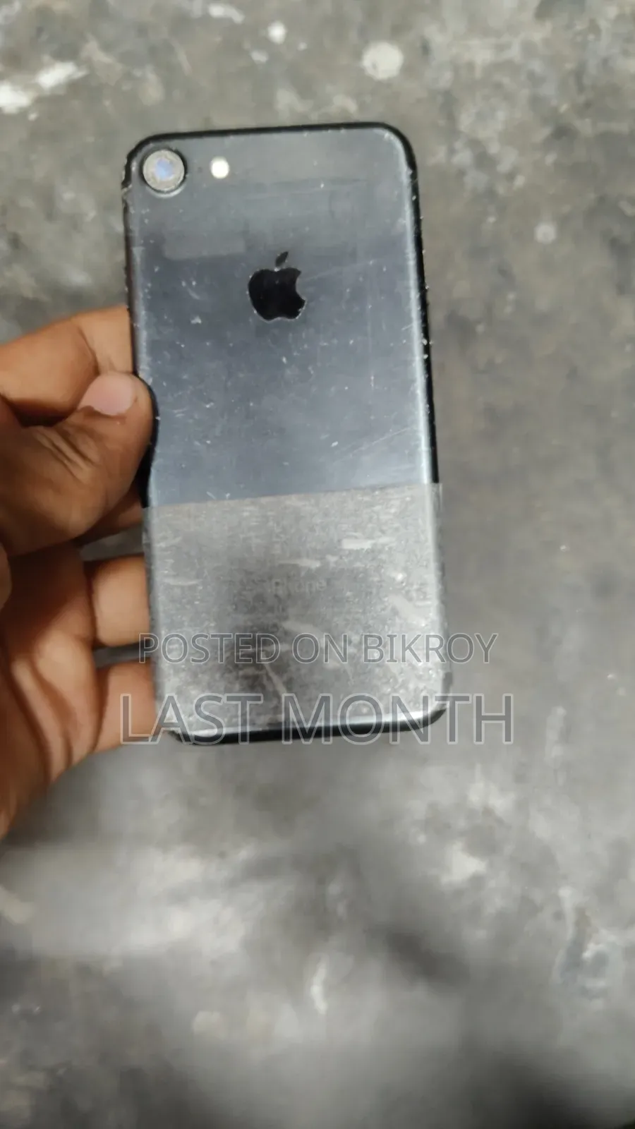 iPhone 7 Sale Post