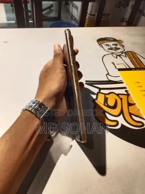 Oppo Reno 8T 128 GB Orange