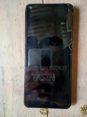 ওয়ানপ্লাস ৯ ১২৮ জিবি বেগুনি