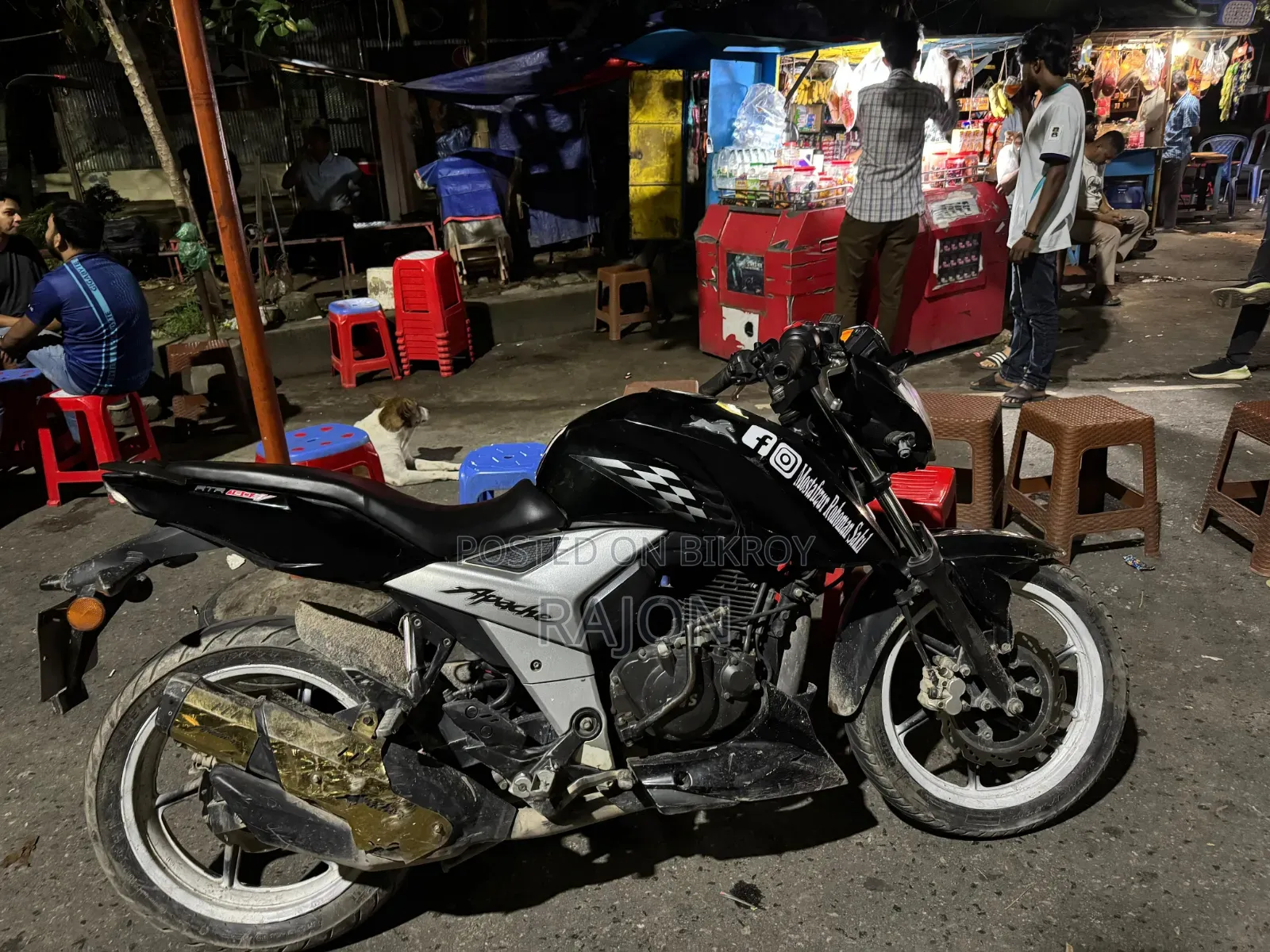 TVS Apache 160 4V 2021 Black