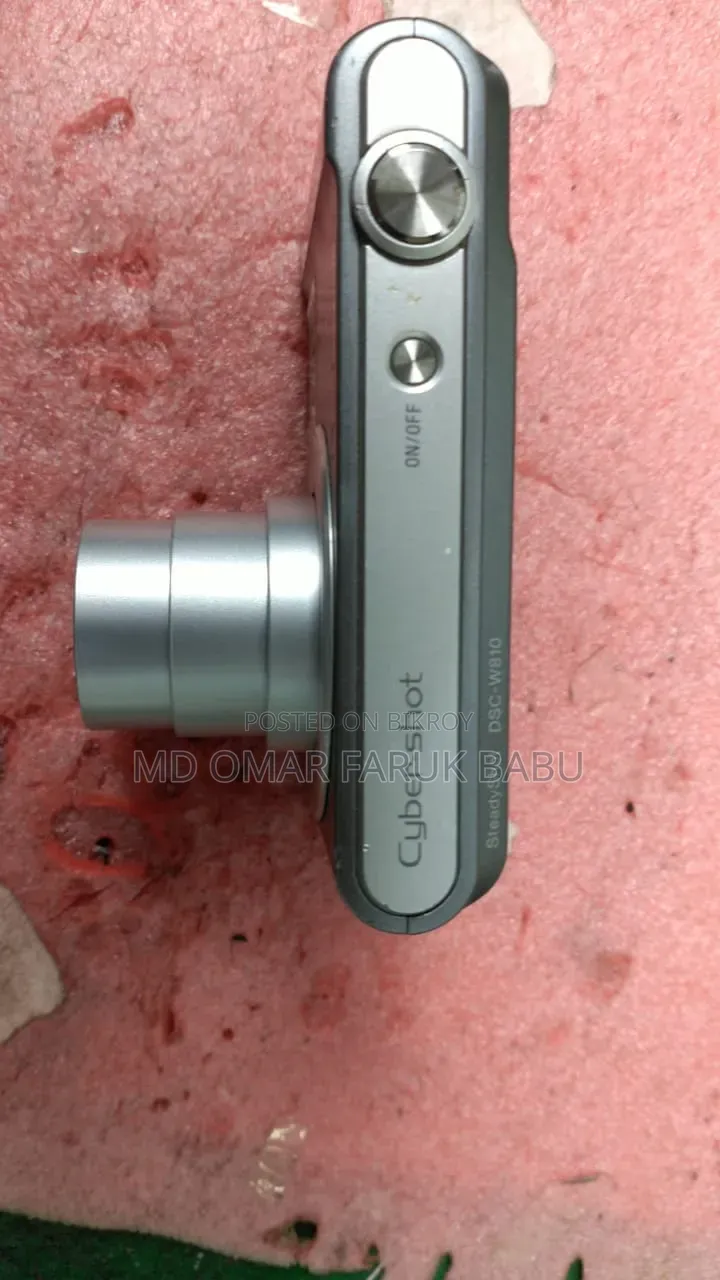 Sony W 810
