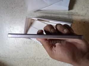 New Realme C100i 64 GB Pink