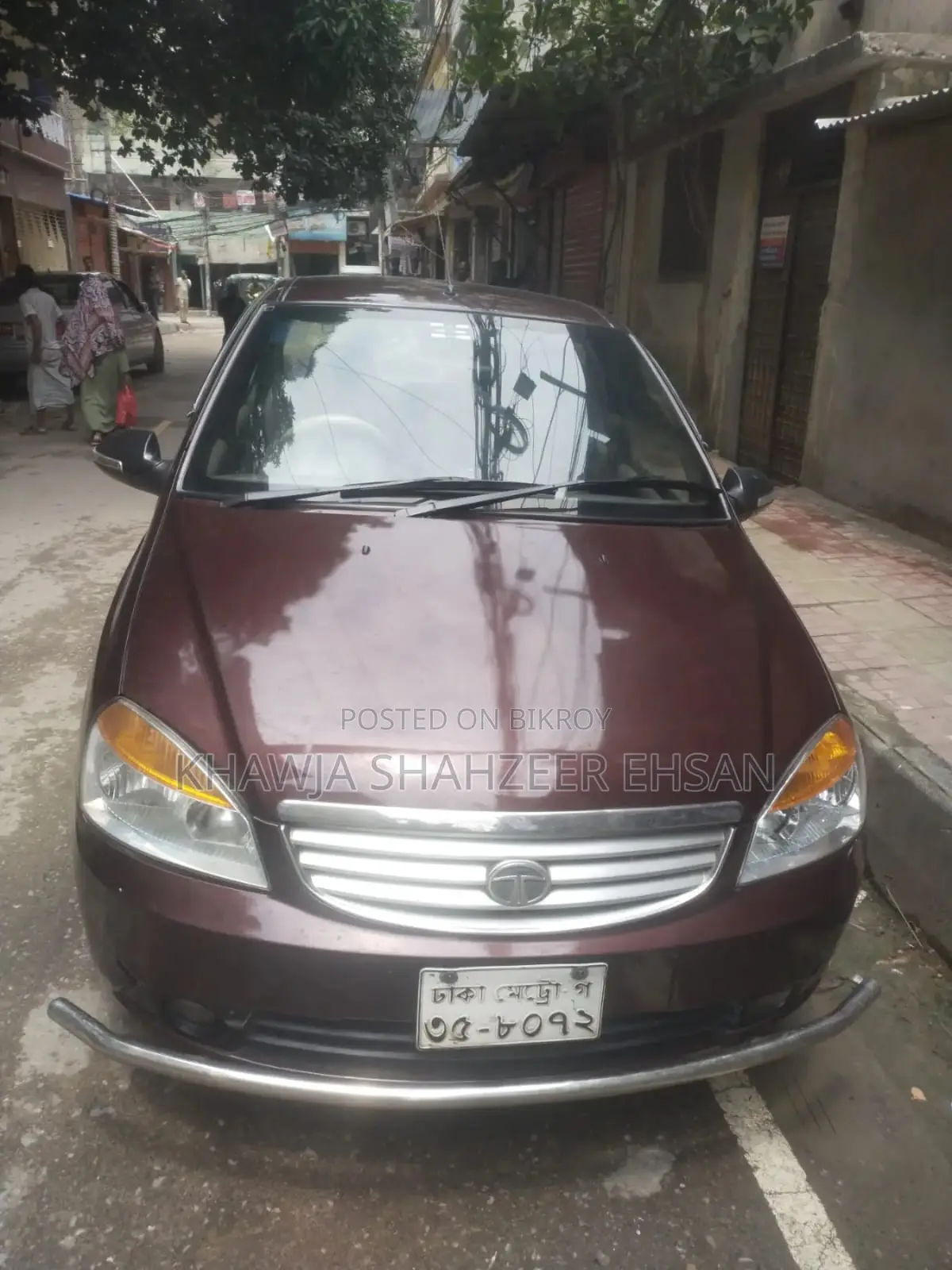 টাটা ইন্ডিগো ২০১৩ মেরুন